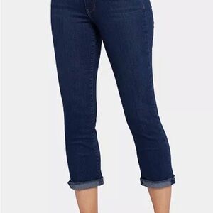 NWT NYDJ Chloe Capri Jeans